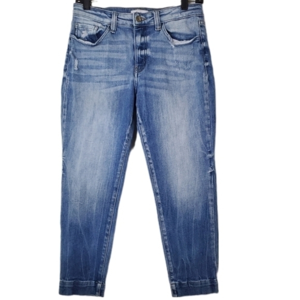 KanCan Signature Women's Mid Rise Ankle Skinny Jean in Cropped Stretch Denim